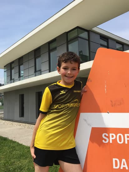 https://www.clubbadmintonnice.org/wp-content/uploads/2019/07/thumbnail_large-2.jpg